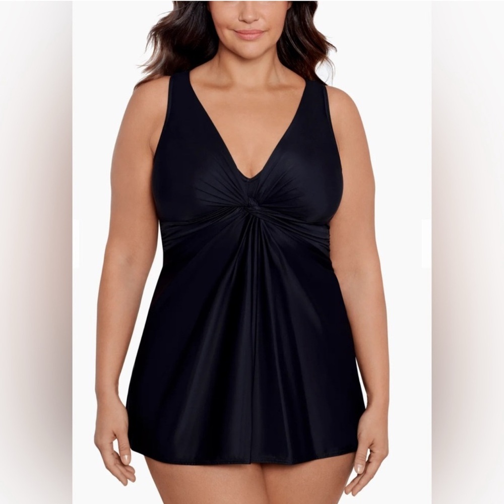 Miraclesuit Plus Size Marais Swim Dress in Black Size 18 New